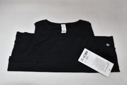 Five as new LuluLemon Swiftly Breathe crop tanks (Sizes 2 x 4, 2 x 6, 1 x 8 - RRP £45 each).