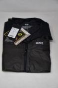 A men's as new Gore C5 GTX Shakedry 1985 Viz jacket (XL - RRP £300).