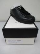 A pair of as new Gucci Ace Tennis 20 sneakers (Size 10).