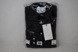 Five as new Kronstadt Johan corduroy shirts in black (Sizes S, 2 x M, 2 x L).