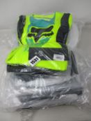 Six items of youths as new Fox clothing; 180 Trice jersey (M), 360 Dier jersey (M) and four pairs of