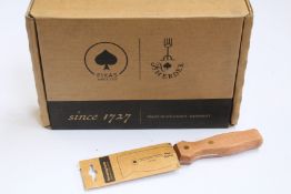 A large quantity of as new Don Carlos Original Scraping Knives (Approximately 110).