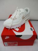 A pair of women's as new Nike Air Max 90 AX (UK 4.5).
