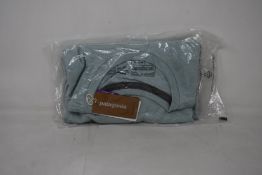 Five as new Patagonia Responsabilli-Tee T-shirts in big sky blue (L - RRP £40 each).