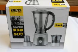 Three new Zanussi Grey 3 in 1 blender, chopper, grinders (ZBL 853GC).