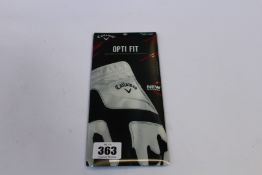 Eighteen men's as new Callaway Opti Fit golf gloves (One size fits most, right-hand).