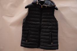 A women's as new Tommy Hilfiger Tyra down vest (M).