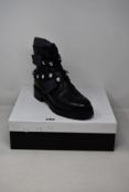 A pair of as new Kurt Geiger Stinger Crystals black leather ankle boots (EU 40).