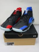A pair of as new Nike Jordan Aerospace720 QS Paris St Germain (UK 12).