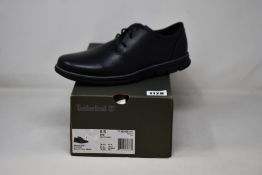 A pair of as new Timberland Bradstreet Oxford shoes (UK 8).