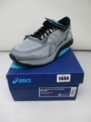A pair of as new Asics Gel-Nimbus 21 Platinum trainers (UK 8.5).