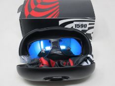 A pair of as new Oakley Sylas sunglasses.