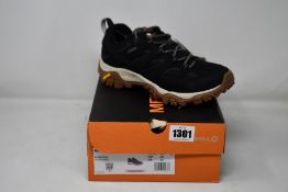 A pair of women's as new Merrell Moab 2 GTX (UK 3.5).