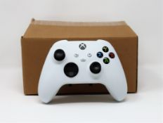 COLLECTION ONLY: Twenty two as new Xbox One Wireless Controllers in White (M/N: 1914 P/N: 1T4-00004)