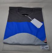 A men's as new A-COLD-WALL* Hemisphere print T-shirt (L).