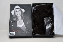 An as new Raquel Welch Exclusively by Ellen Wille California Mono Espresso Rootewr 4.2 wig.