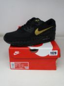 A pair of as new Nike Air Max 90 (UK 8.5).