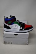 A pair of women's as new Nike Air Jordan 1 Mid SE (UK 9.5).