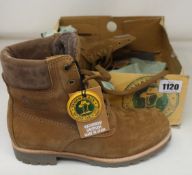 A pair of as new Panama Jack 03 Igloo boots (EU 39 - no box lid).