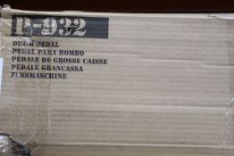 A Pearl P-932 Double Bass Drum Pedal (Item may be incomplete).