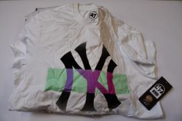 Twelve as new 47 Brand New York Yankees T-shirts in white (All M).