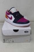 A pair of women's as new Nike Air Jordan 1 Low SE (UK 5).
