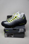 A pair of as new Nike Air Max 95 OG (UK 6).