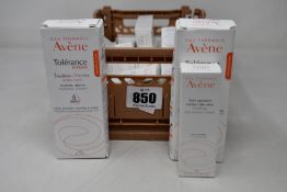 A quantity of Avene beauty products to include soothing eye contour cream and Tolerance emulsion