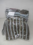 Four as new Kiko Kostadinov Freydal hooded knits (EU 46/48/50/52).