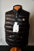 A men's as new Moncler Gui gilet (TG 6).