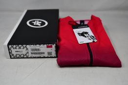 An as new Assos Uma GT C2 Shifter short sleeve cycling jersey in foxyriser pink (M).