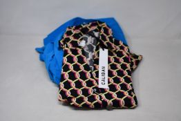 A women's as new Tomas Maier shirt (US 0) and a Caliban shirt (Size unknown).