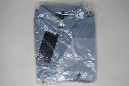 An as new LuluLemon New Venture long sleeve shirt (XL - RRP £118).