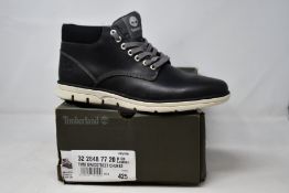 A pair of as new Timberland Bradstreet chukka boots (UK 8).