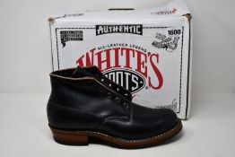 A pair of as new White's Boots 2332-W boots handmade in the US (Size US 10.5).