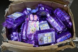 A quantity of Na! Na! Na! Surprise fashion doll and purse.