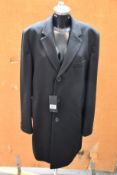 A men's as new Hugo Boss NYE 2 regular fit coat (UK 54).