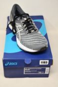 A pair of men's as new Asics Gel-Nimbus 22 Platinum (UK 10).