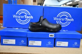 Five pairs of as new Wearer Tech safety clogs (All UK 9).