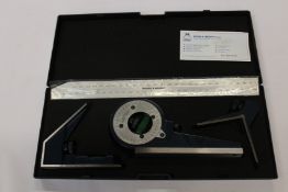 An as new Moore & Wright CSME12 Combination Set (12