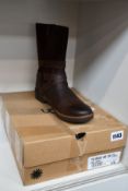 A pair of as new Ugg Lorna boots (UK 6).