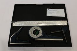 An as new Moore & Wright CSME12 Combination Set (12