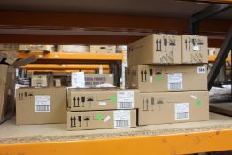 A large quantity of as new Philips LED lights to include MAS LEDcandle DT 4-25W, MAS LED spot VLE