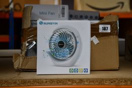 Nineteen boxed as new Sungyin USB mini desk fans.