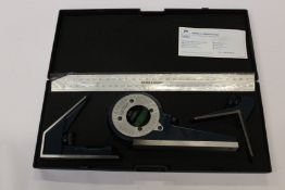 An as new Moore & Wright CSME12 Combination Set (12