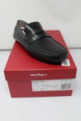A pair of men's as new Salvatore Ferragamo Newton shoes (Size 9).