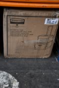 A Rubbermaid Quick Cart Large 25