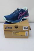 A pair of women's as new Asics Gel-Kayano 27 trainers (UK 6.5).