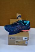 A pair of women's as new Asics GT-2000 8 Trail running shoes (UK 5).