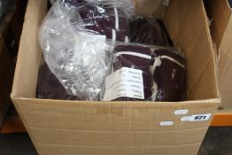 A quantity of as new Les Girls Les Boys sports socks (Approximately 100 pairs).